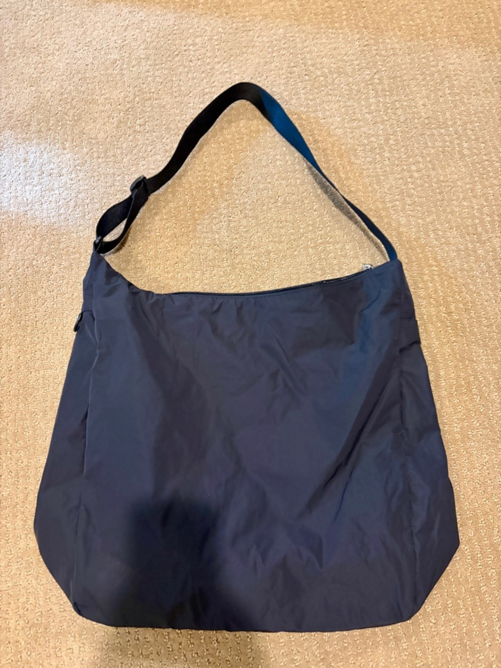 Athleta Black Anytime Drop-In Shoulder Bag- new- never used - Picture 2 of 5